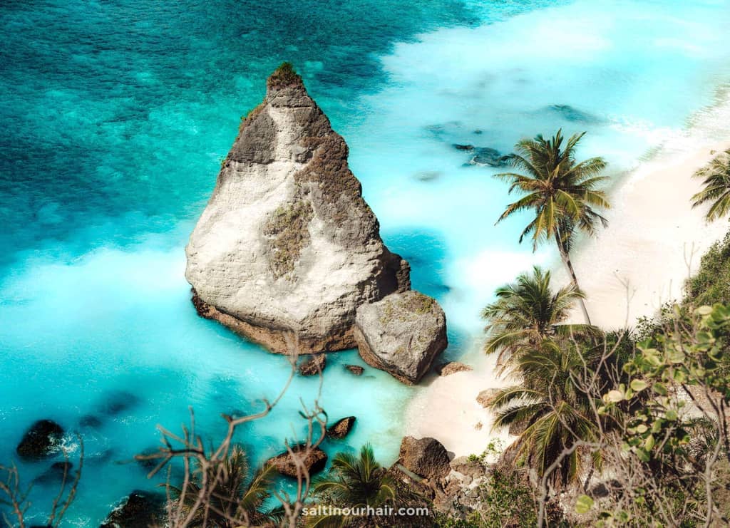diamond beach nusa penida view
