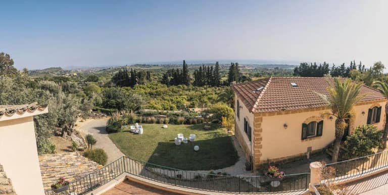 Villa La Lumia Suites & Appartementen