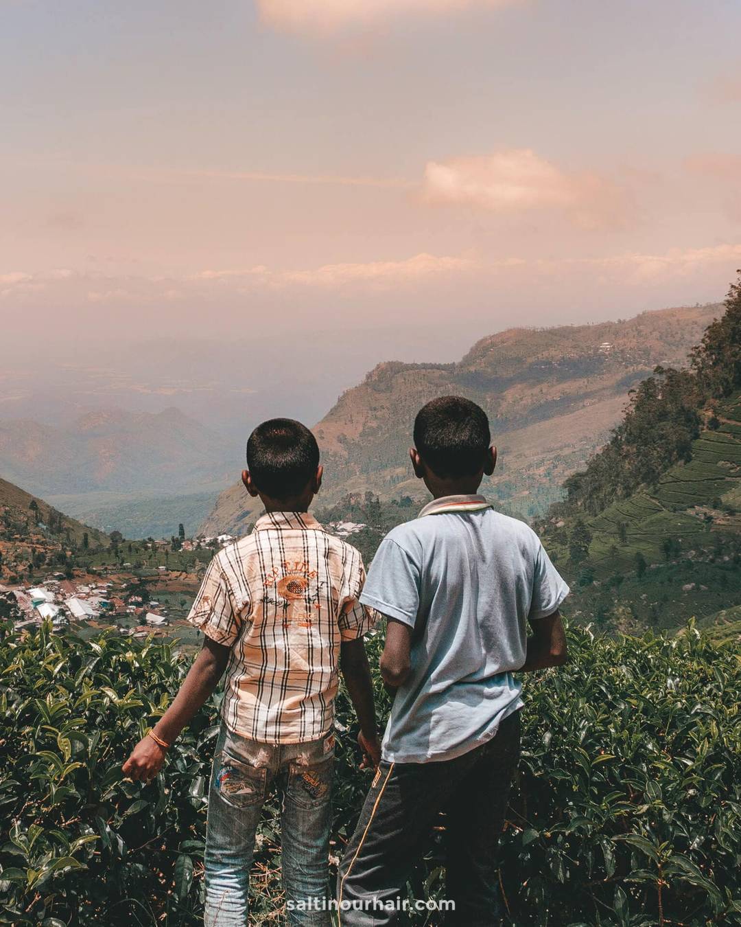 Things to do Ella Sri Lanka Haputale locals