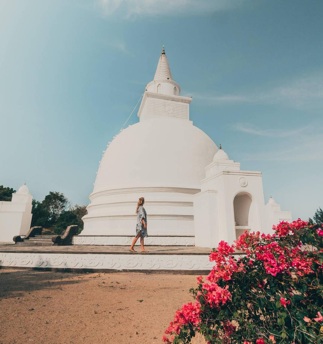 arugam bay guide things to do muhudu maha viharaya