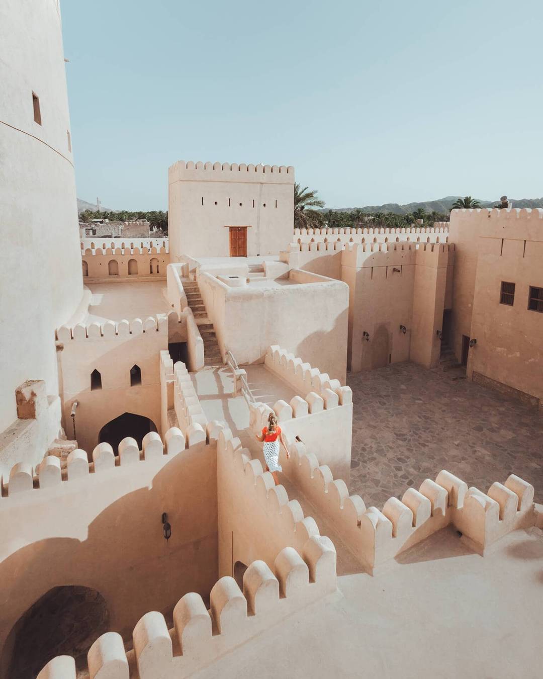 oman things to do nizwa fort inside