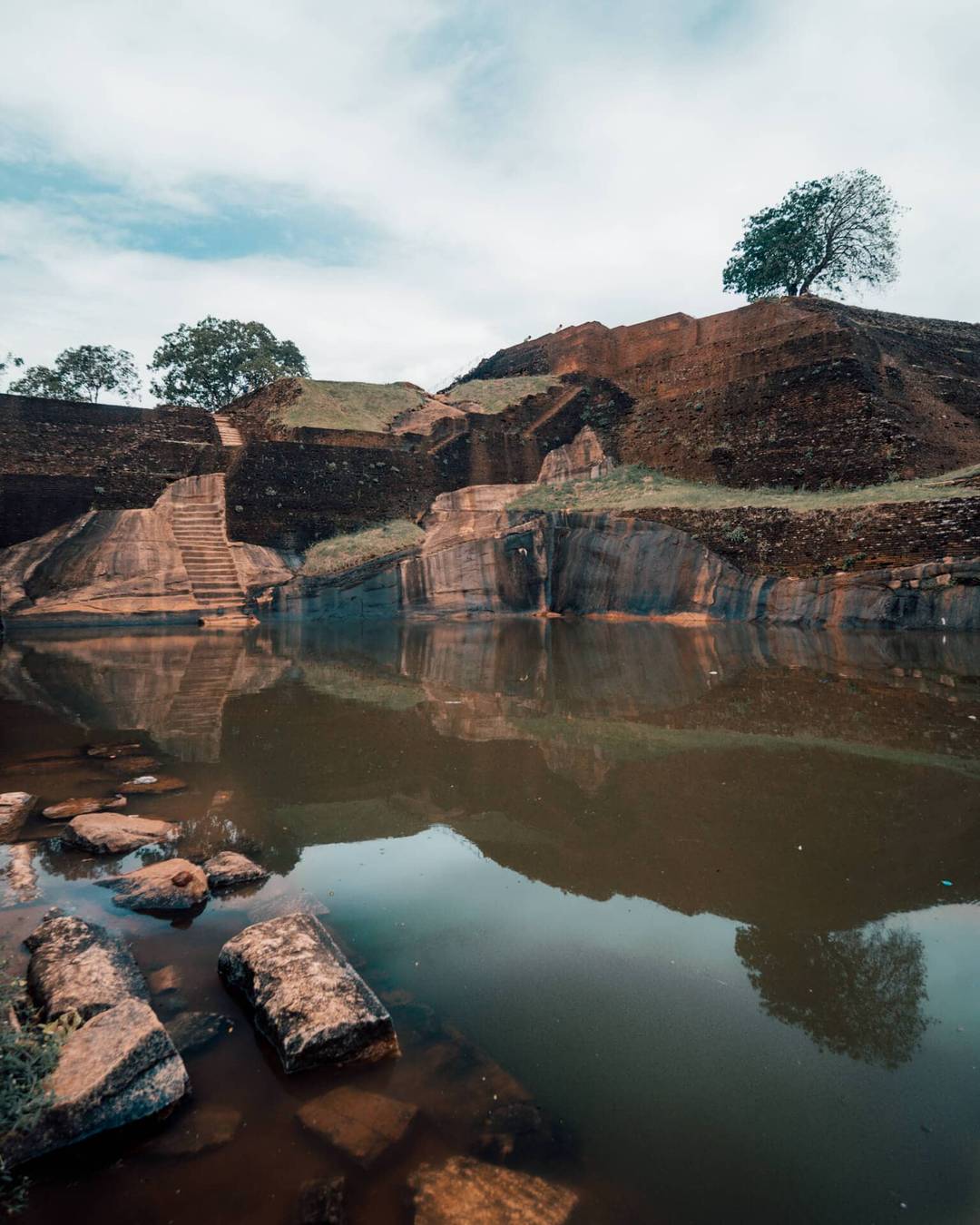 sigiriya lion rock sri lanka lake water