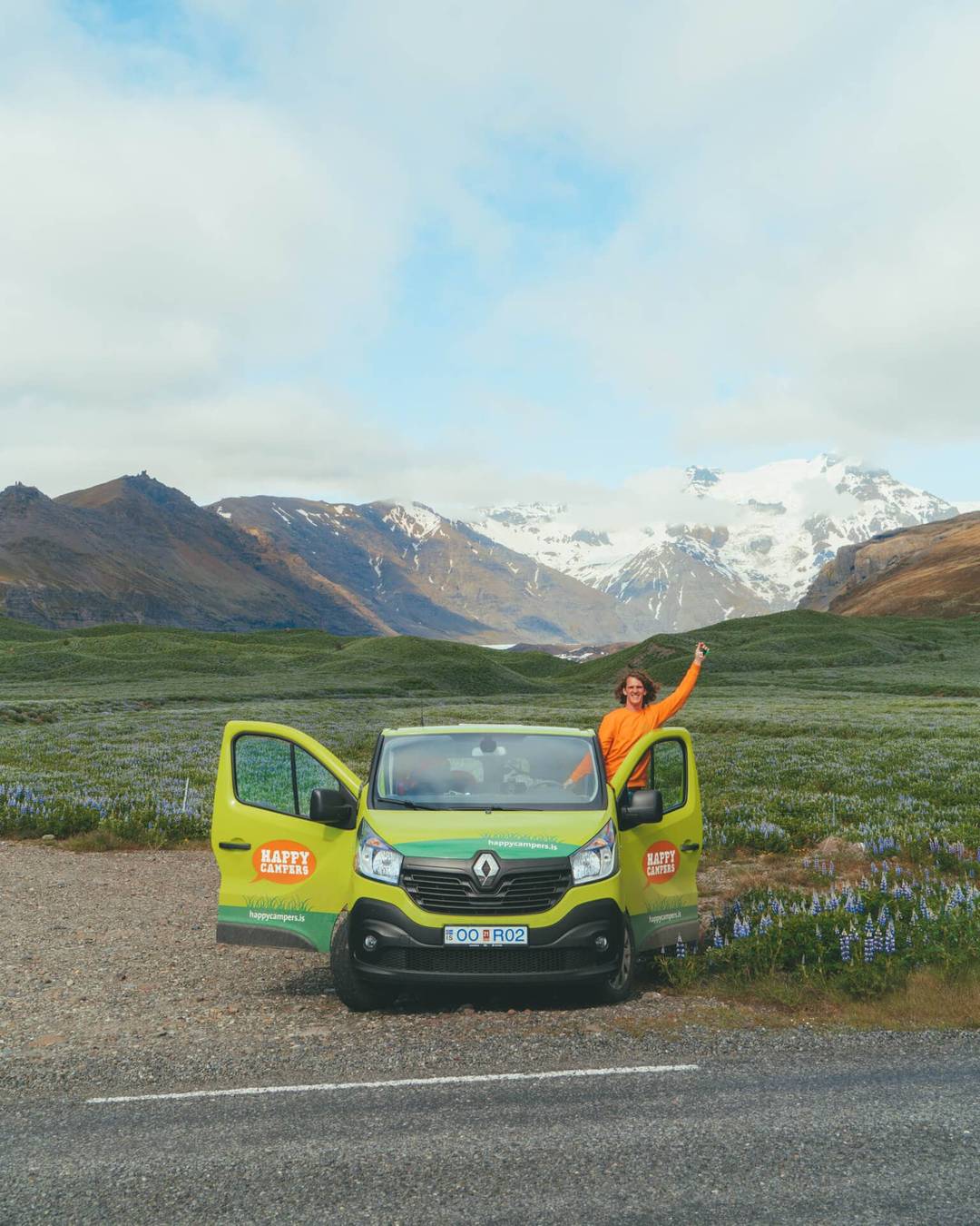 camping in iceland mountains freedom
