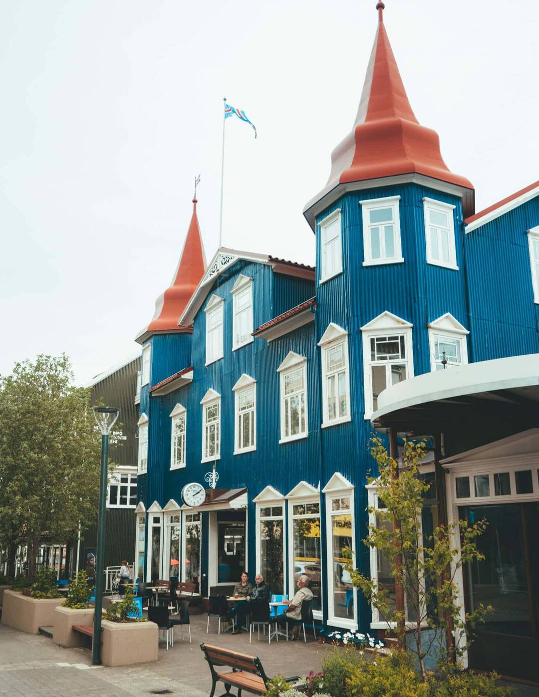 iceland route guide Akureyri street