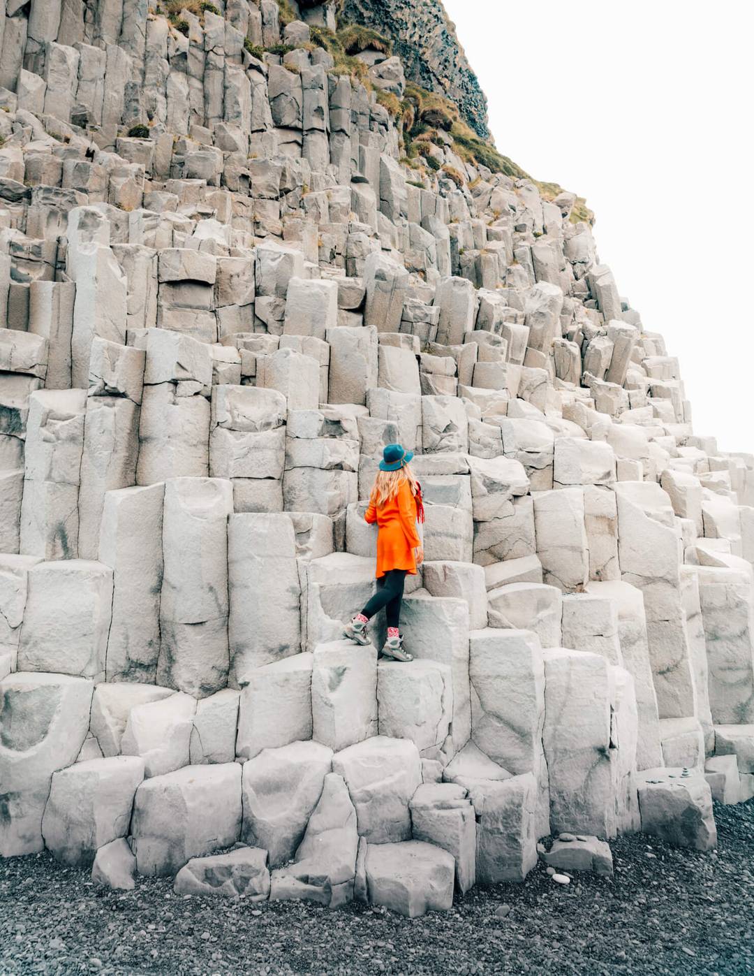 things to do iceland Reynisdrangar rocks