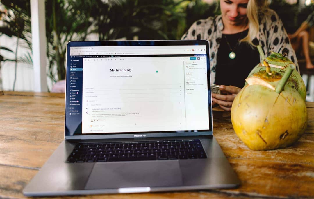 how to start a blog first article