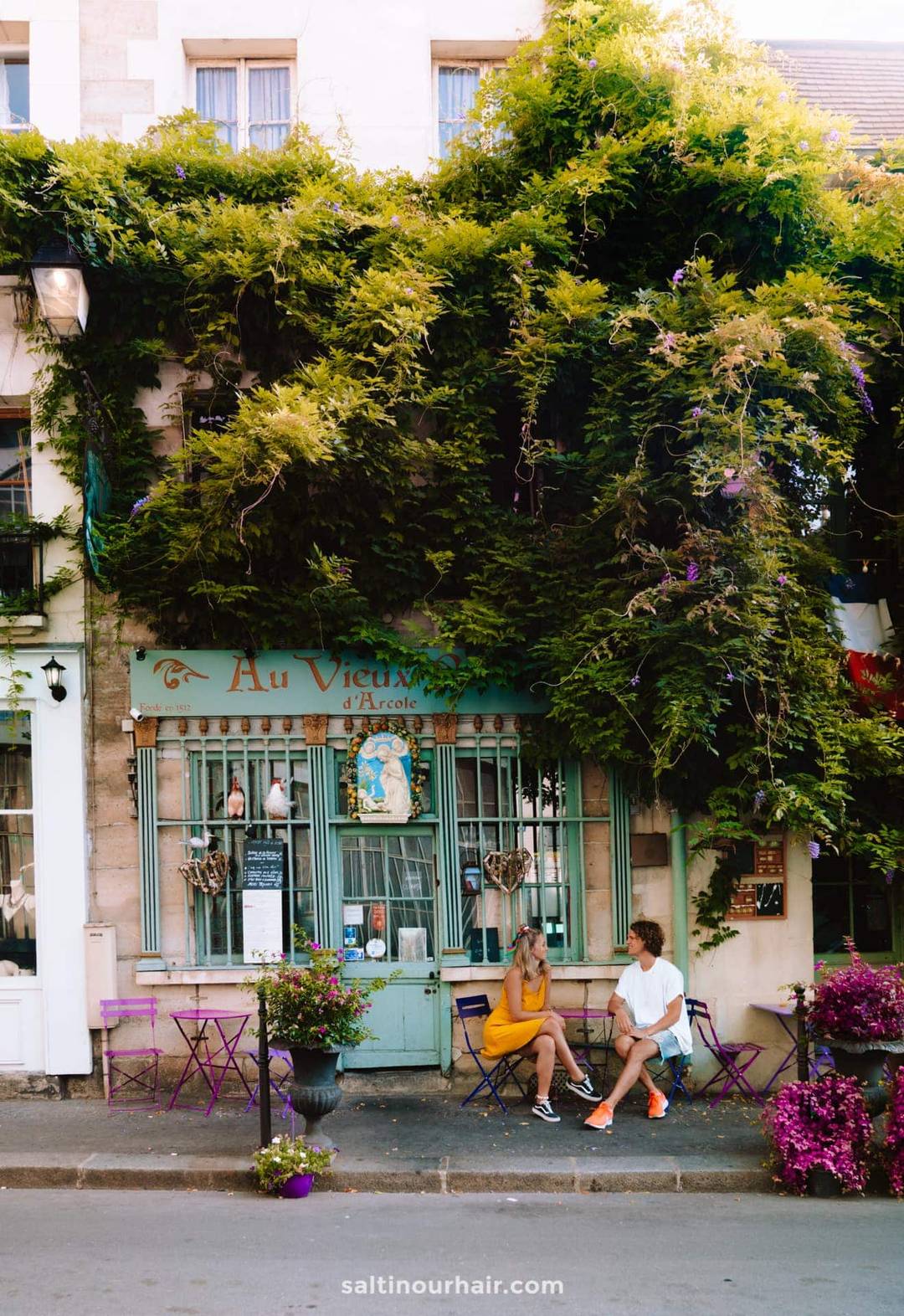paris city trip beautiful cafe