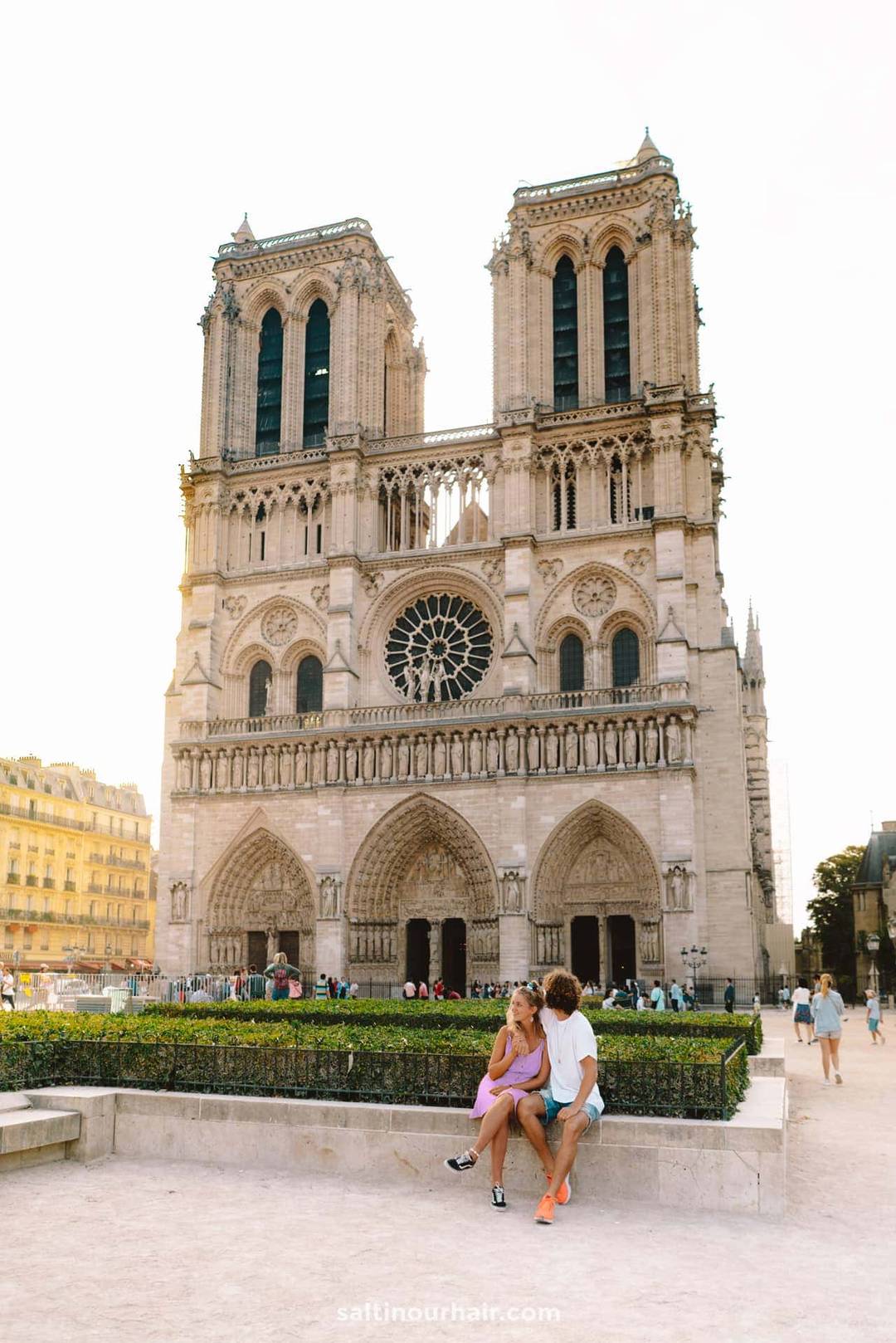 paris city trip notre dame