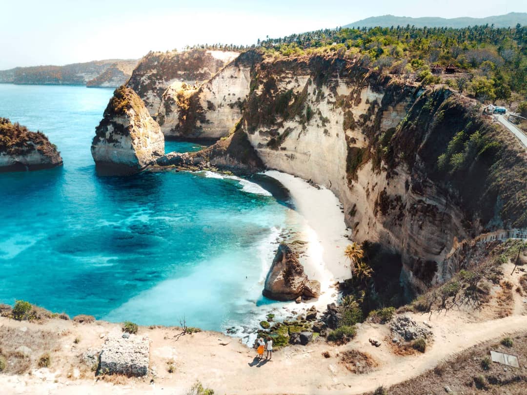 diamant strand nusa penida gezichtspunt drone
