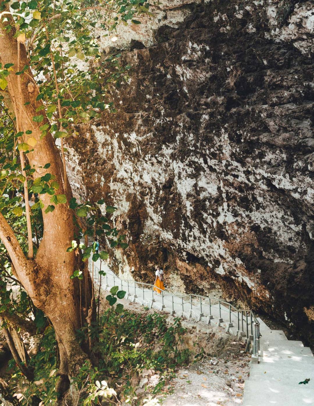 tembeling nusa penida stairs
