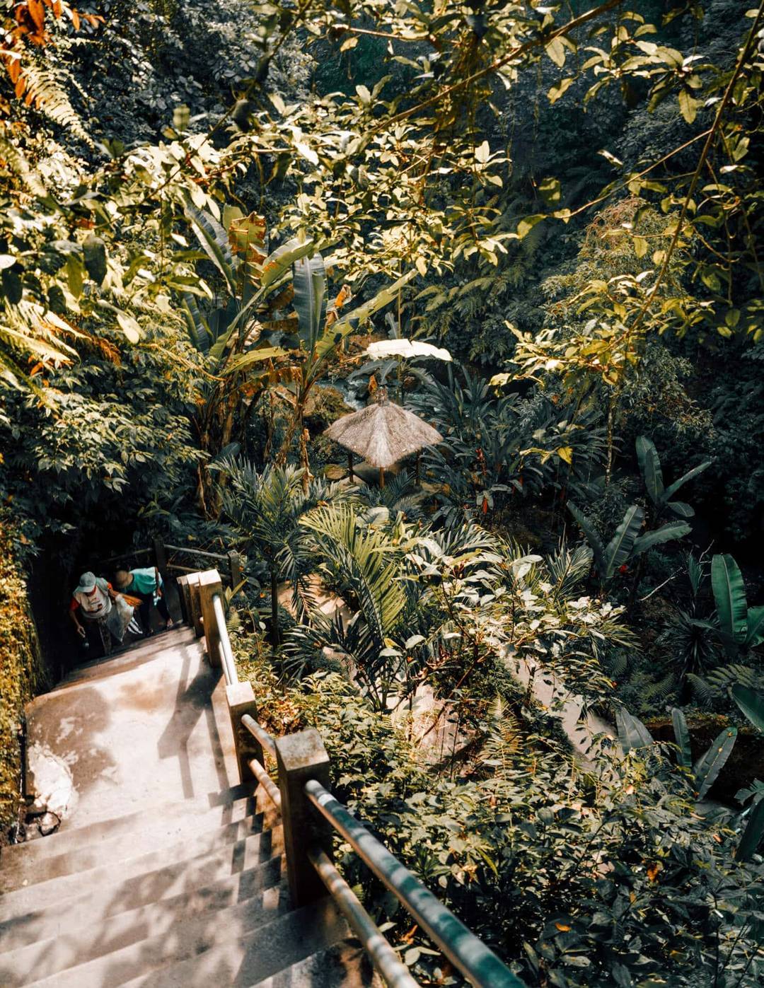 Tibumana Waterfall walk down