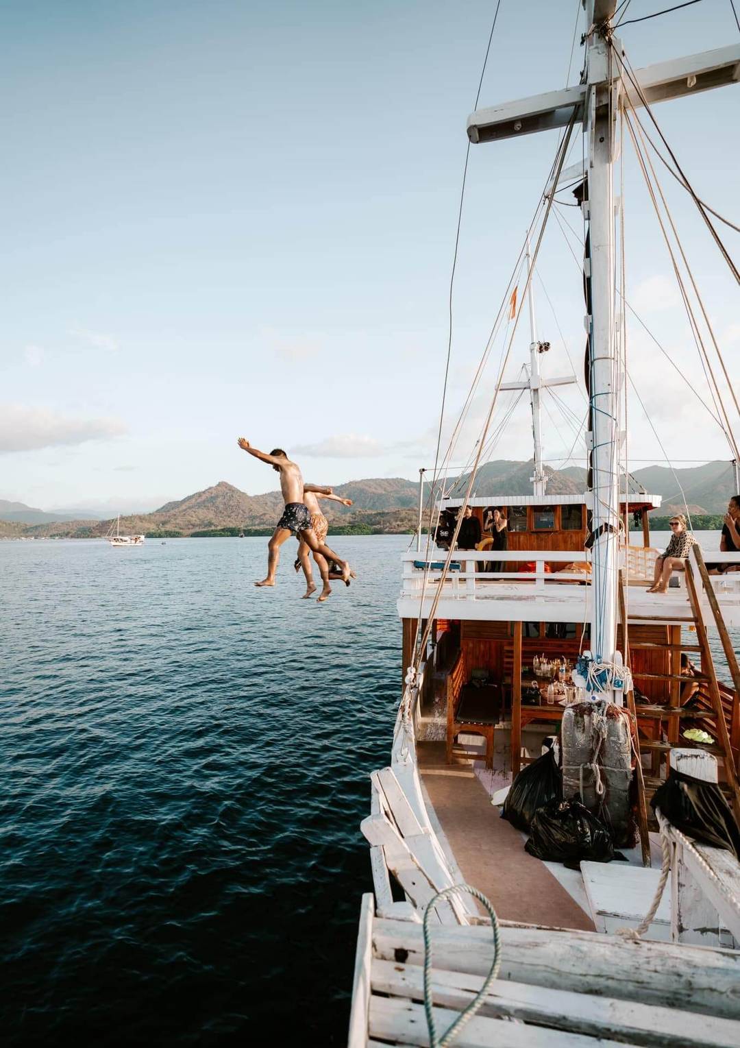 wandernesia komodo tour