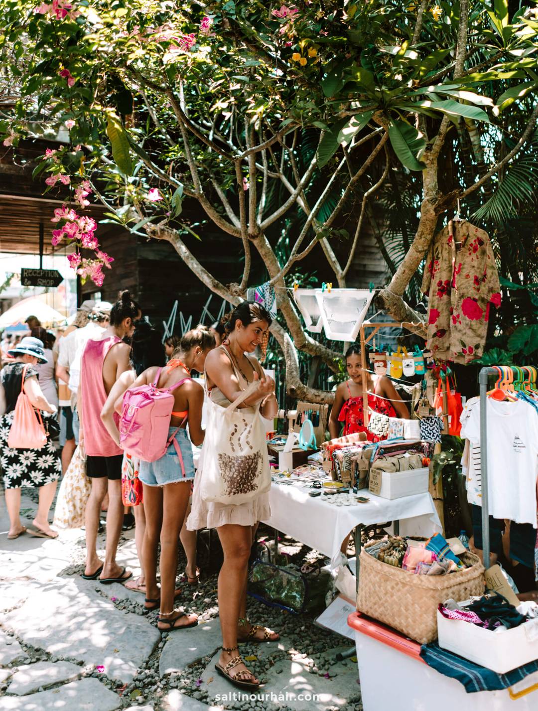 things to do canggu bali Sunday Market fashion