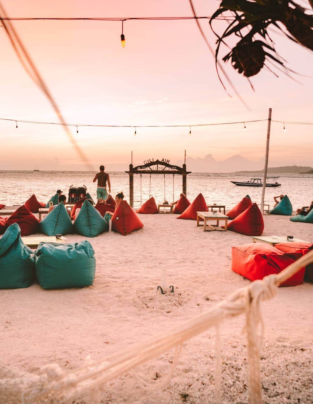 things to do gili air beach sunset