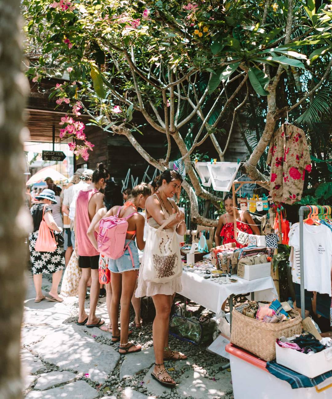 shopping canggu bali  sunday market fashion