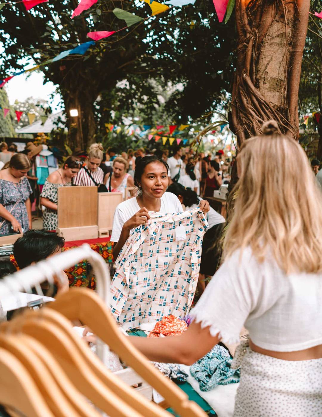 shopping canggu bali la laguna gypsy market fashion