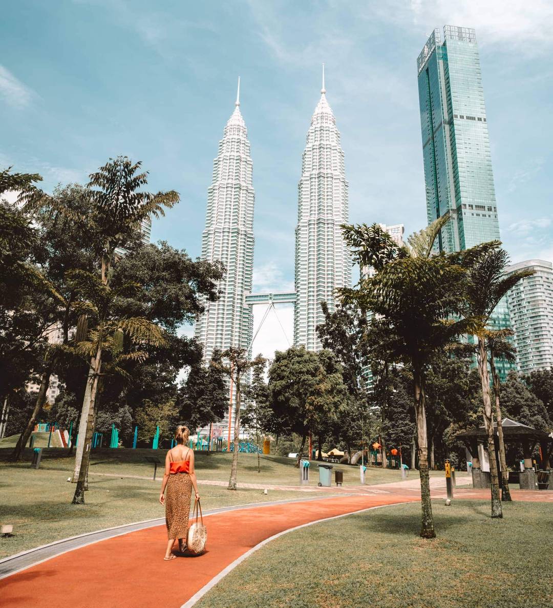 things to do kuala lumpur petronas towers klcc park