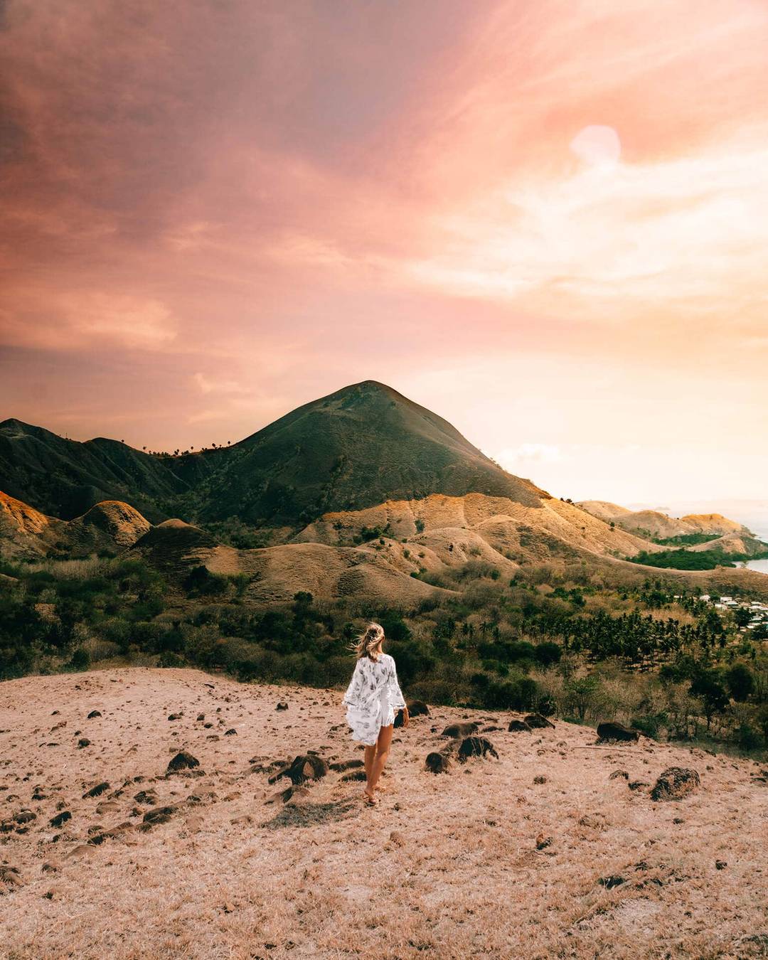 indonesia route java bali flores sunset point