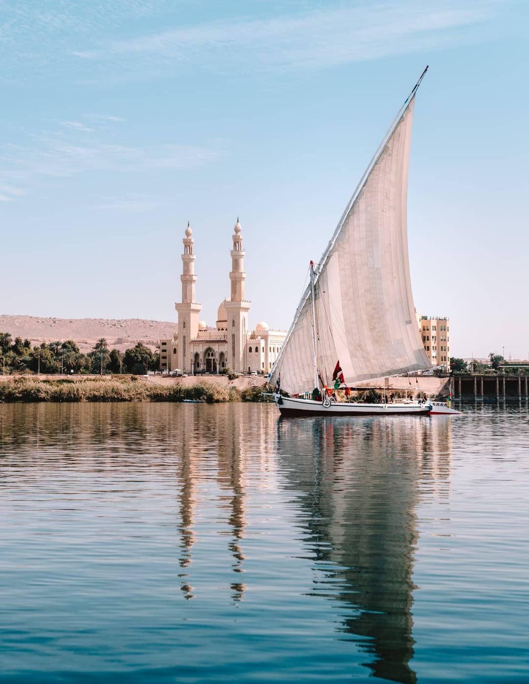 nubische dorp egypte feluca