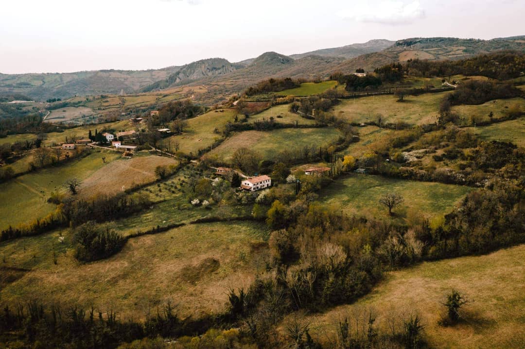 road trip tuscany landscape