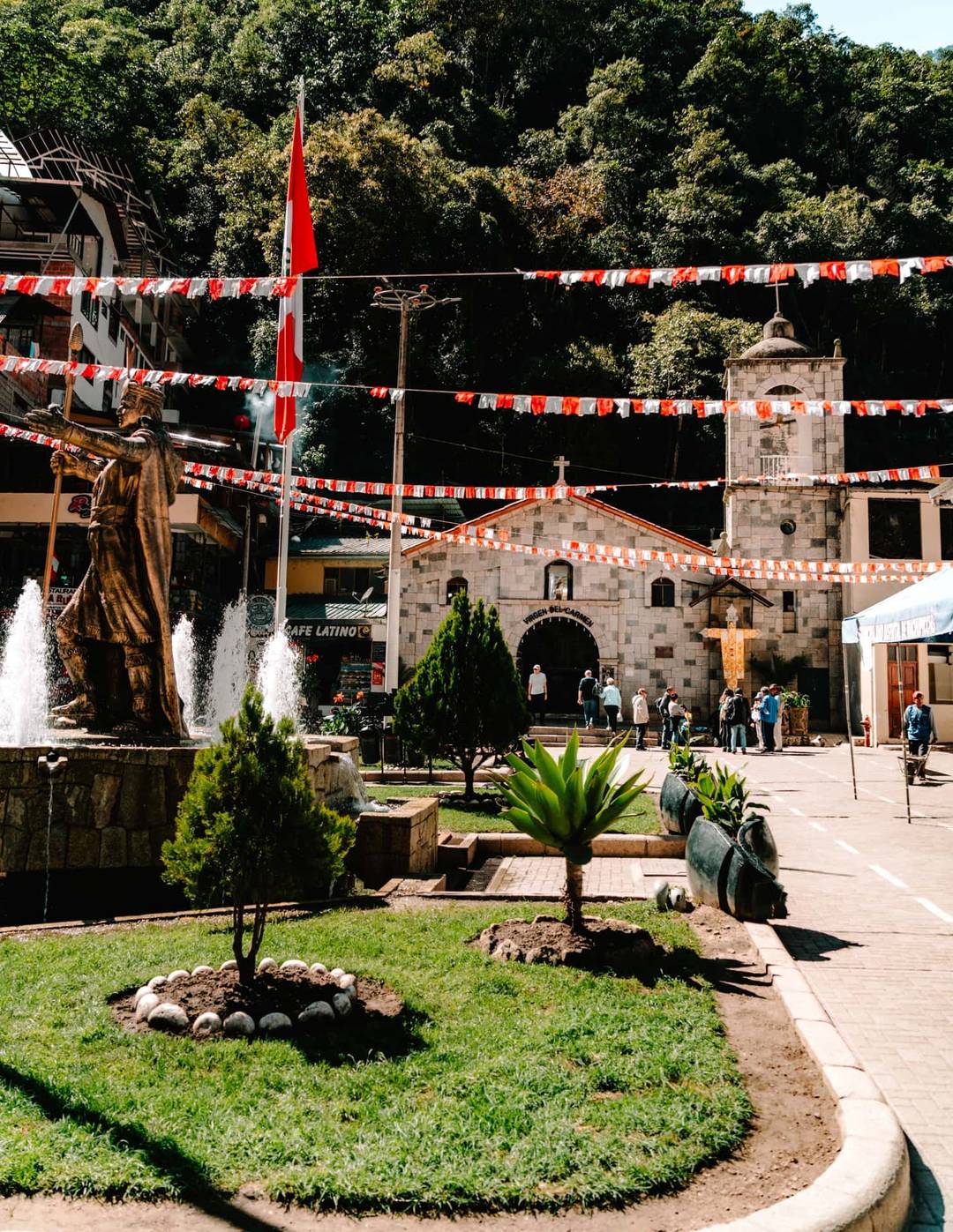 aguas calientes peru