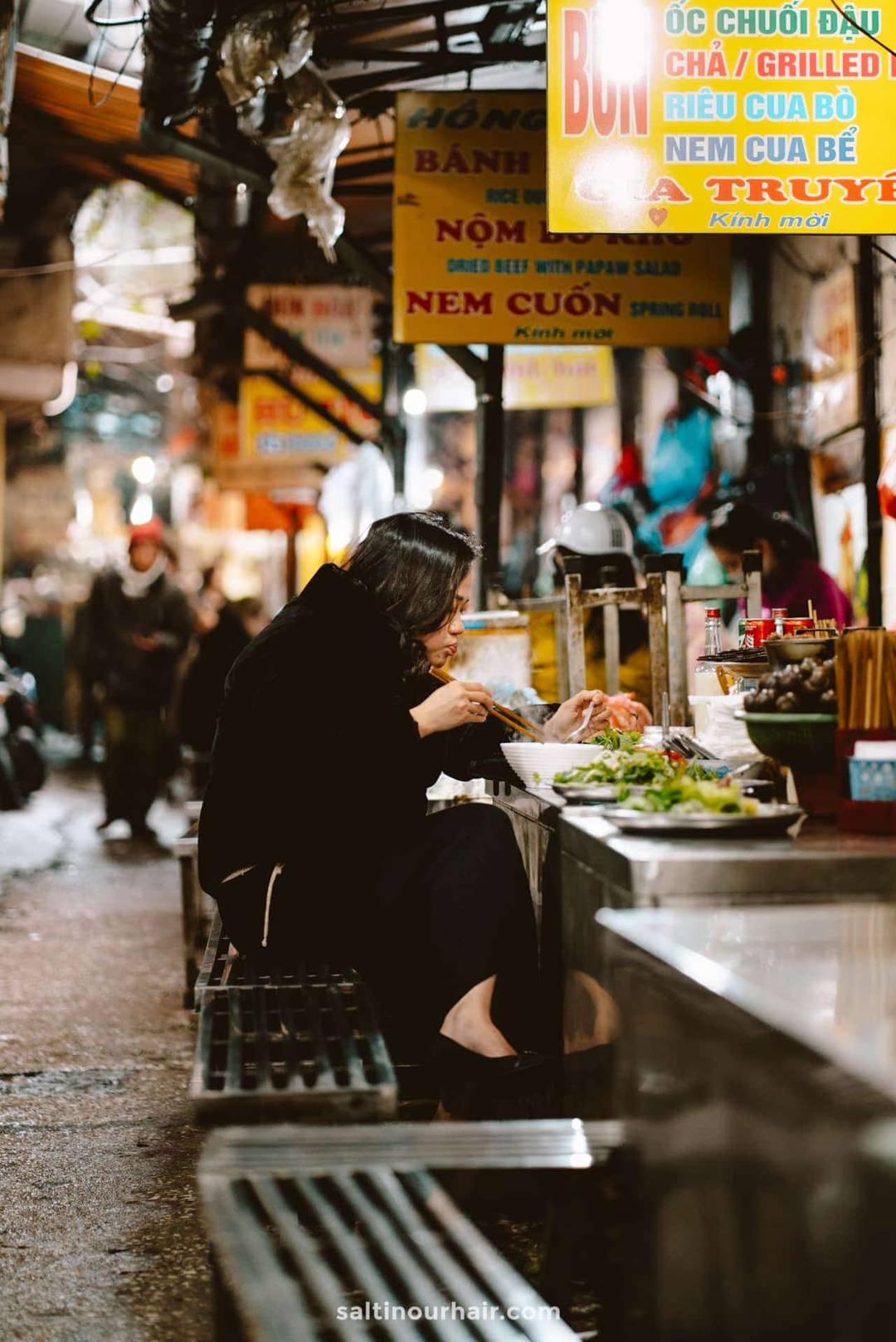 hanoi street food market