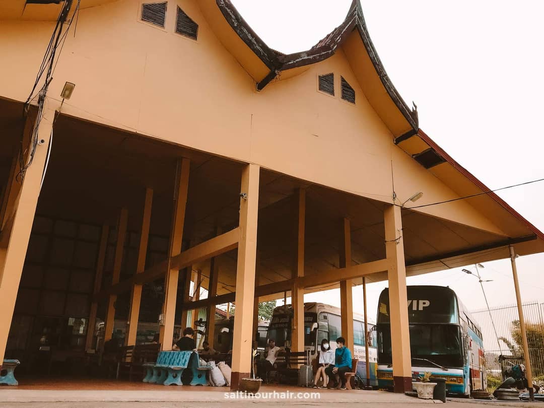 vang vieng busstation