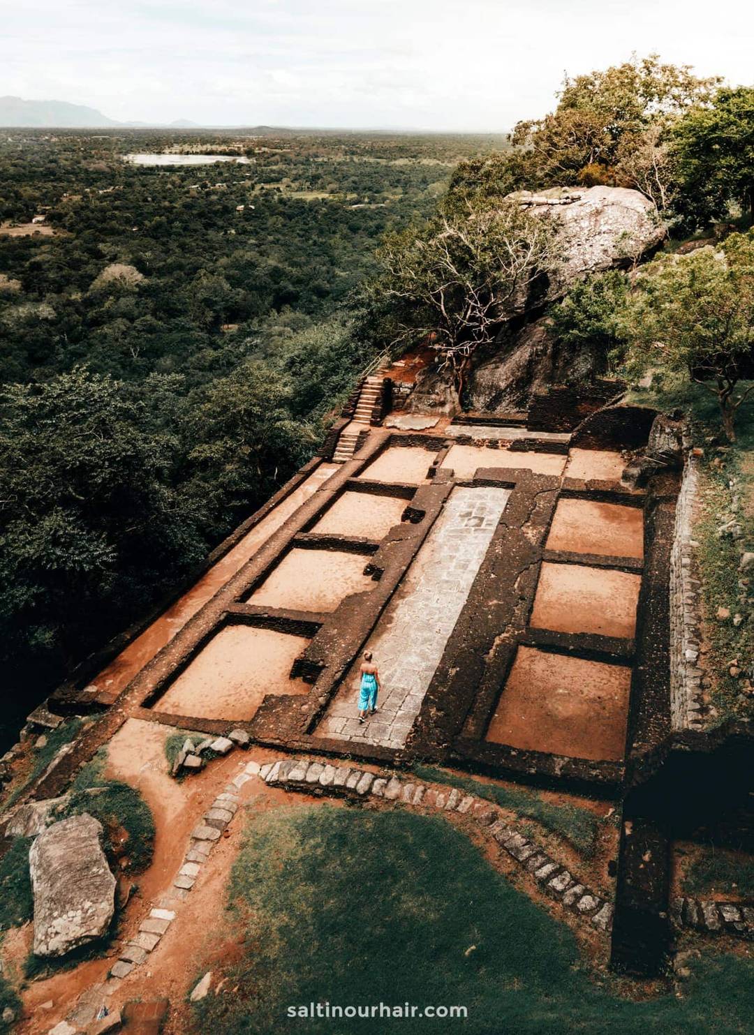 sigiriya lion rock sri lanka archeology