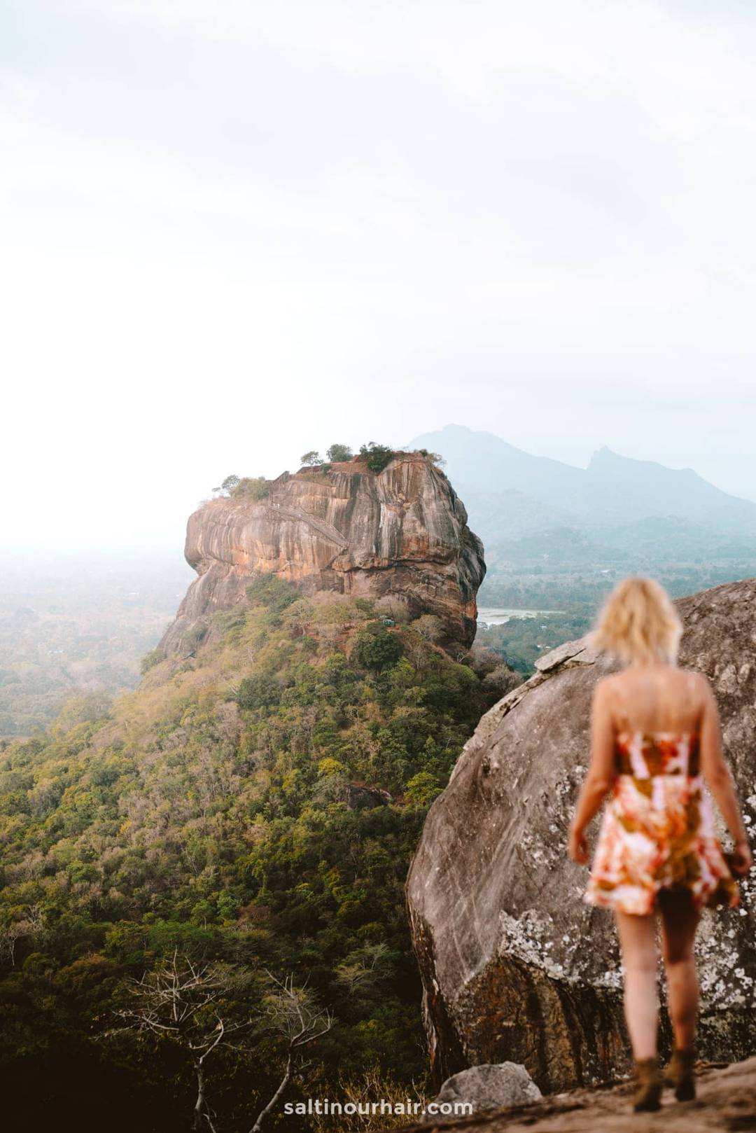 sri lanka Pidurangala rock