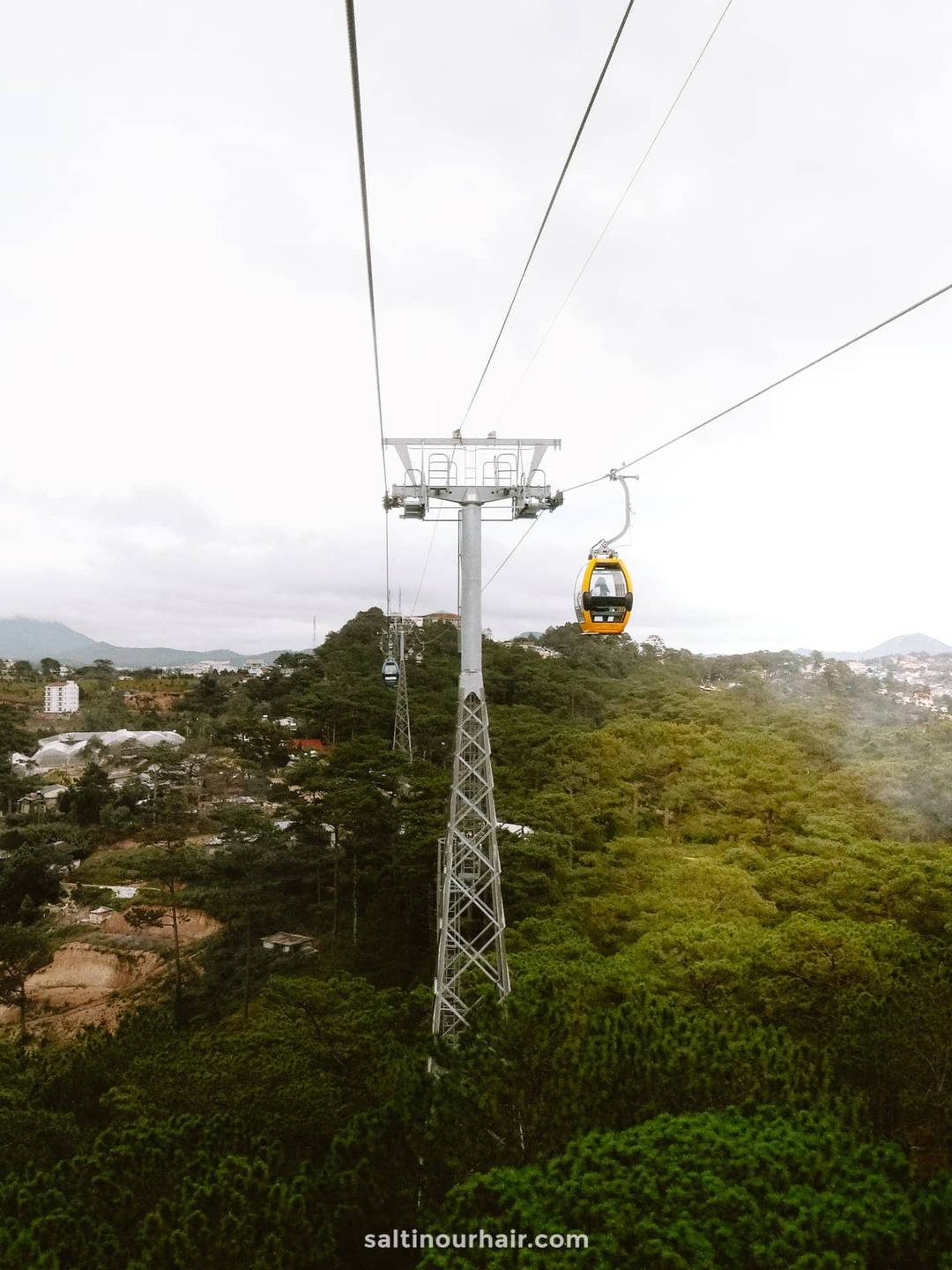 dalat vietnam cable car