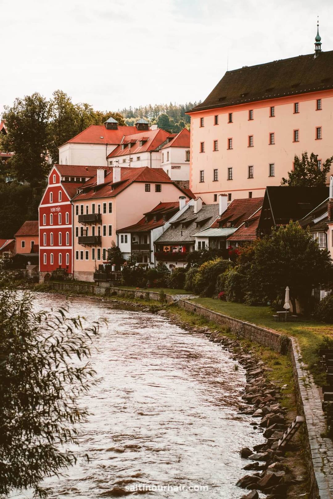cesky krumlov rivier de Moldau