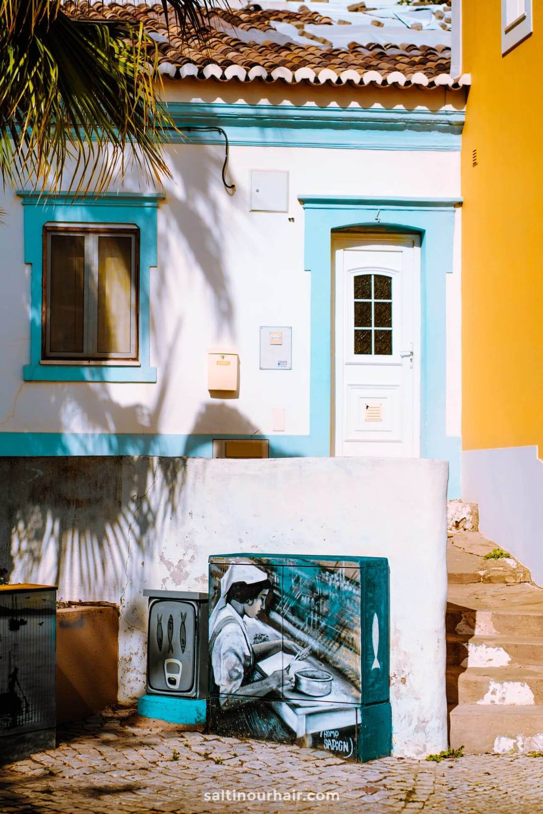 algarve colorful streets