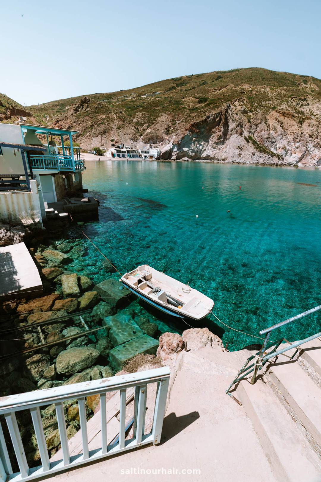 beaches milos