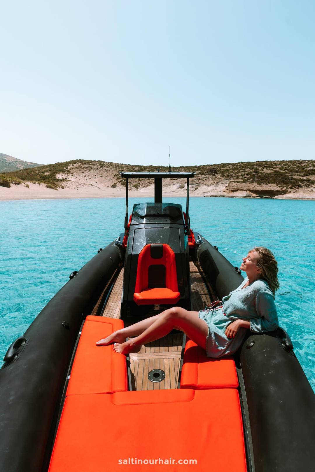 milos greece boat tour