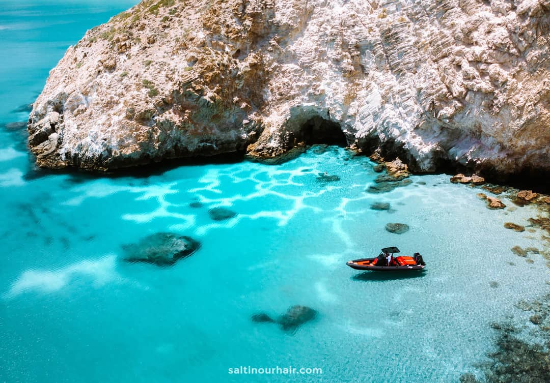 milos greece boat tour