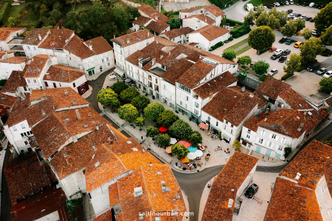 Aubeterre france village
