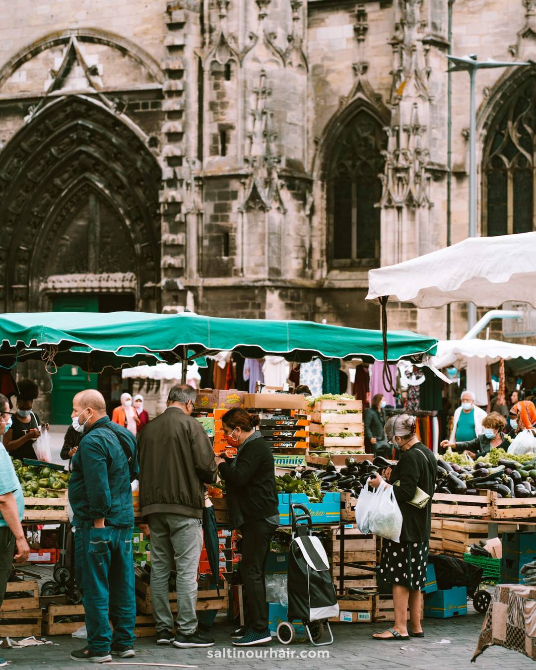 Saturday Market at St. Michael&nbsp; bordeaux things to do