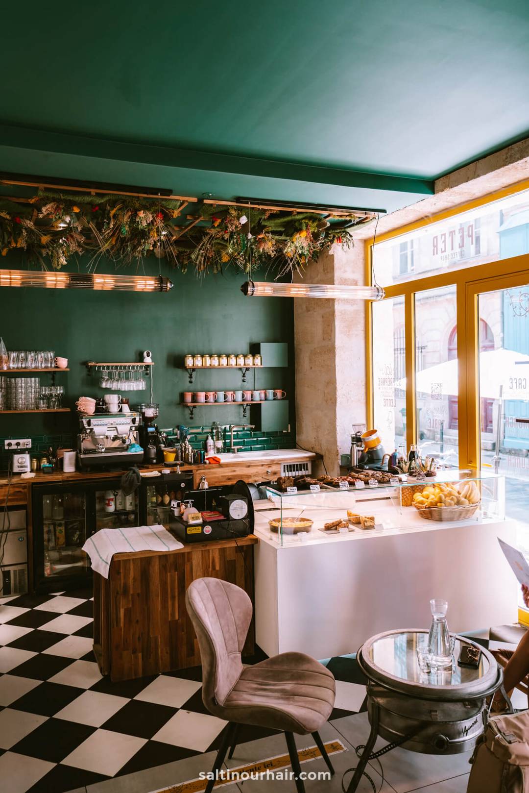 bordeaux france best cafes restaurants