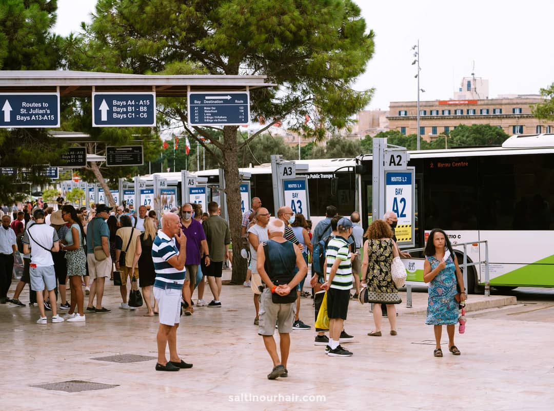 how to get around malta
