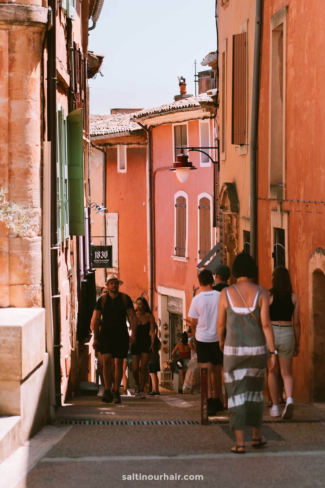roussillon streets france