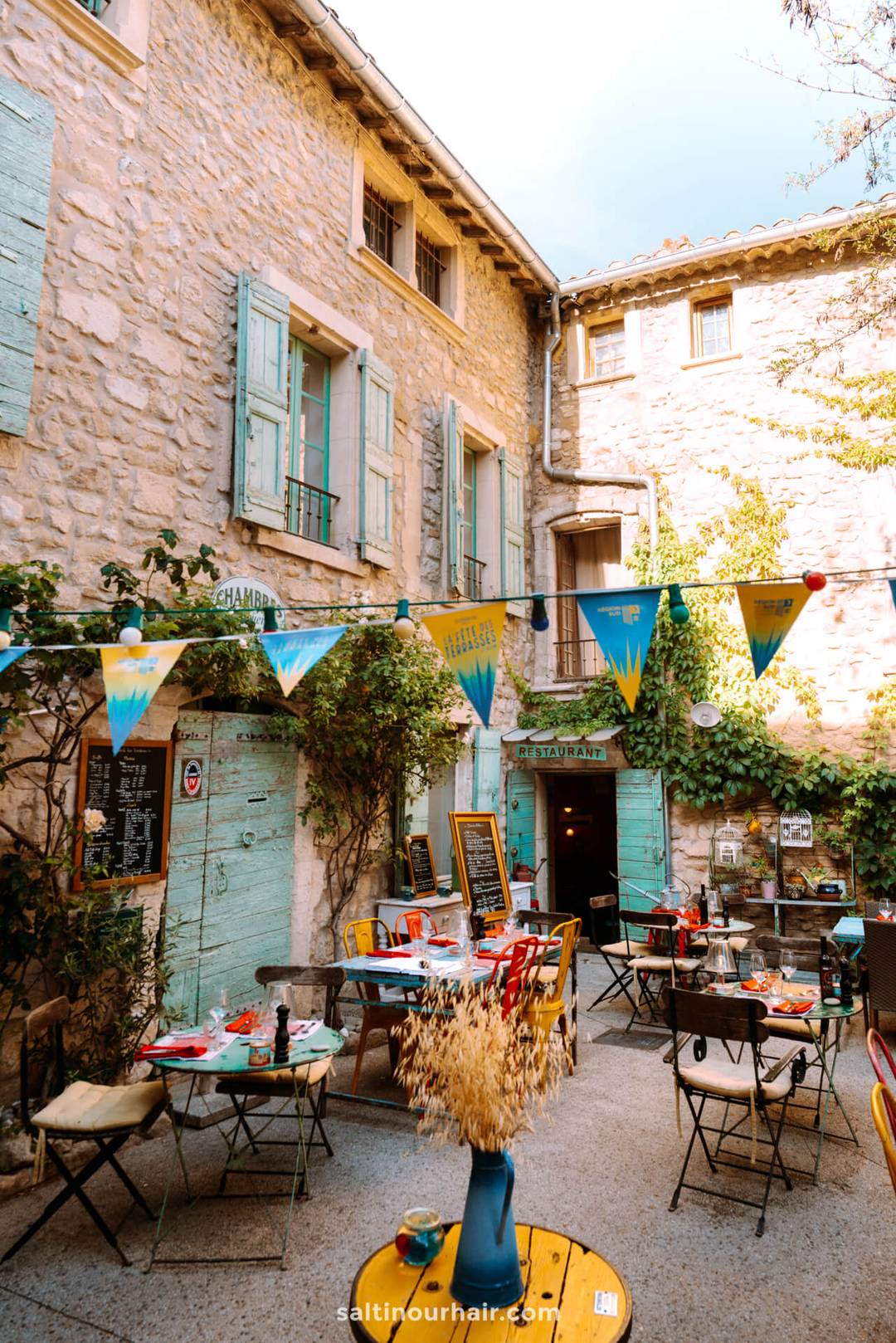 provence beautiful village oppede