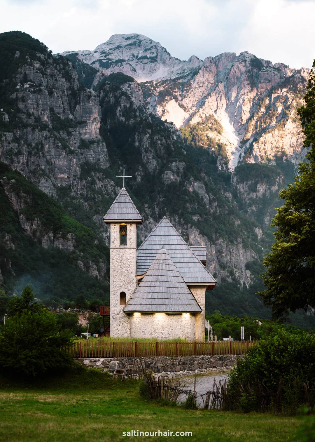 dingen om te doen de dorpskerk van albani&euml;