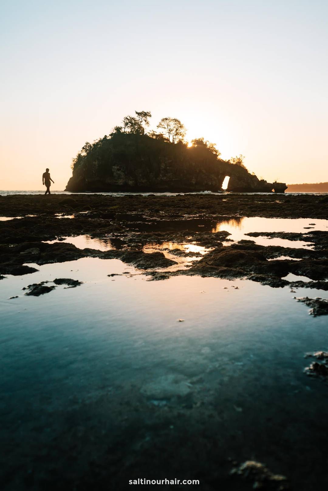 best beaches in bali Crystal Bay Nusa Penida sunset