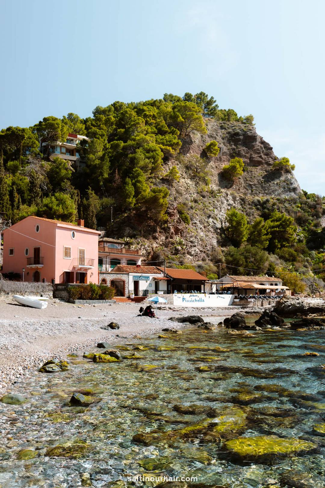 wat te doen taormina sicili&euml; isola bella strand
