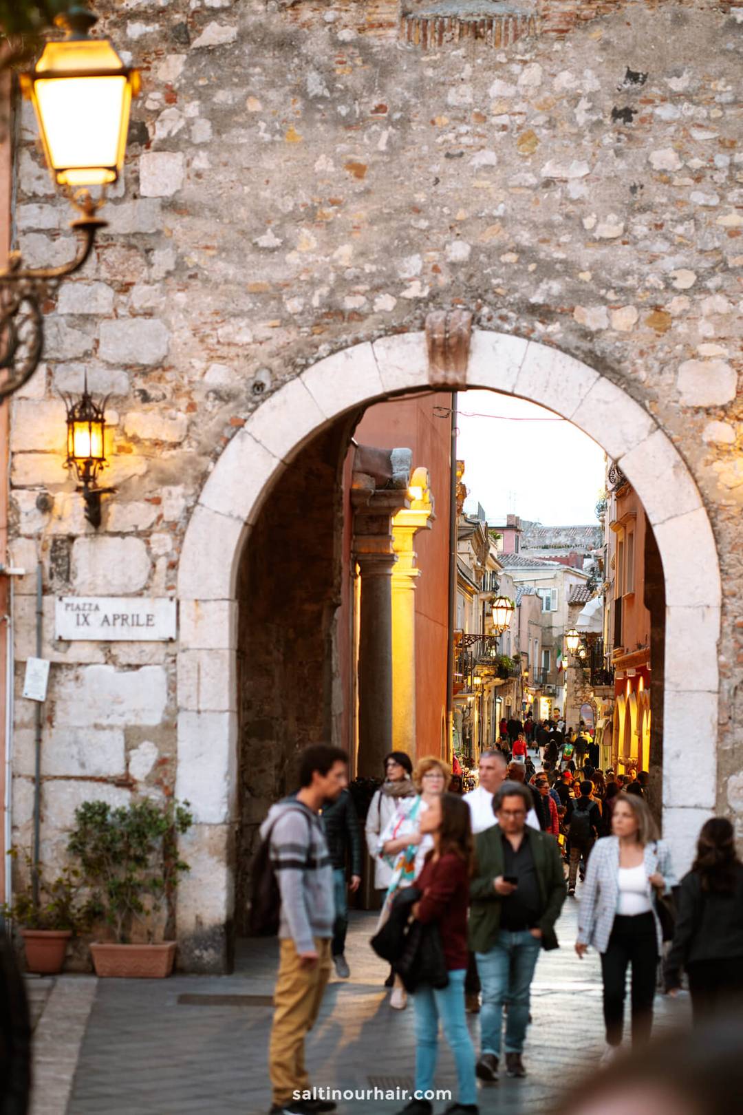 taormina Piazza IX Aprile