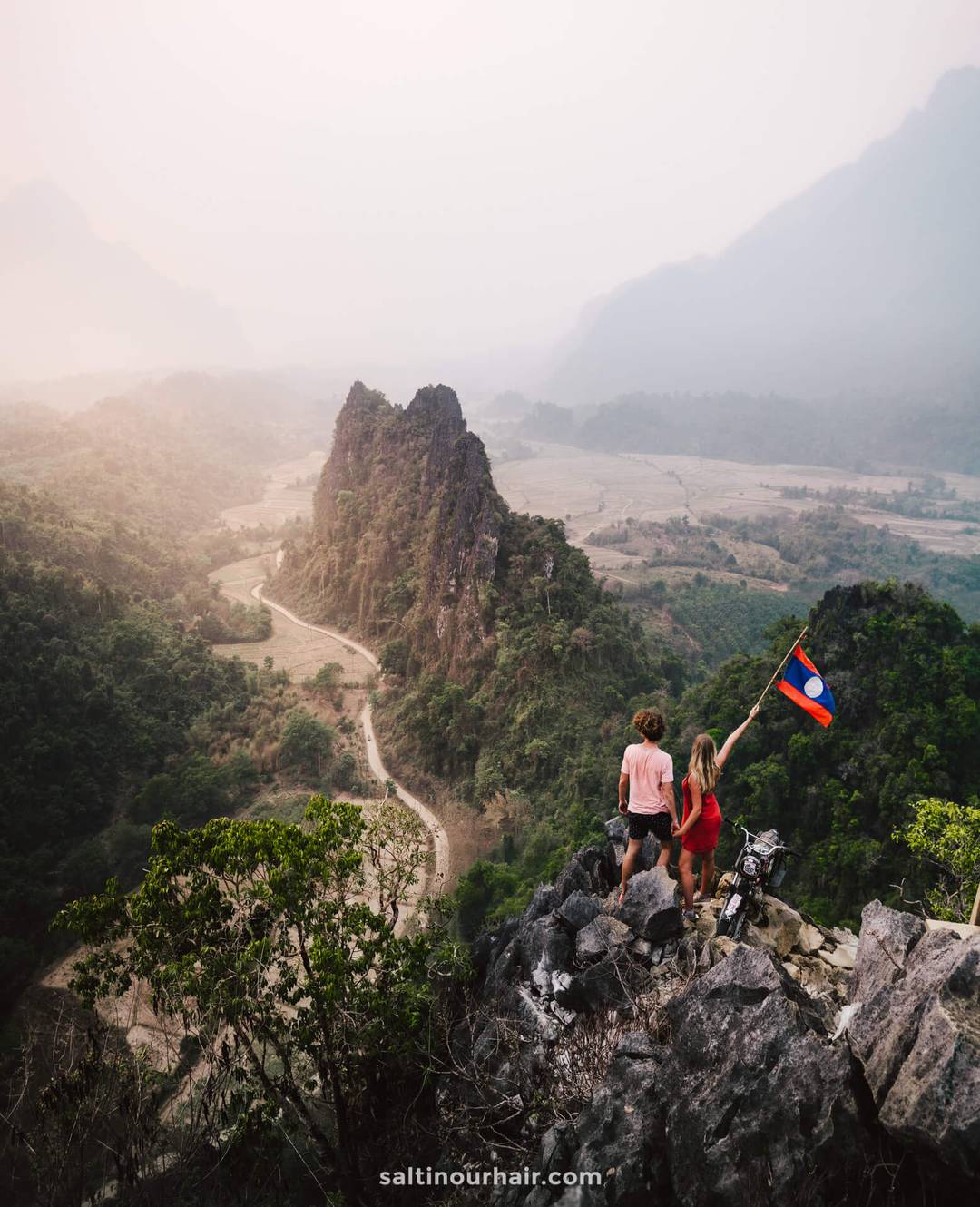 getting from Chiang Rai to Laos viewpoint