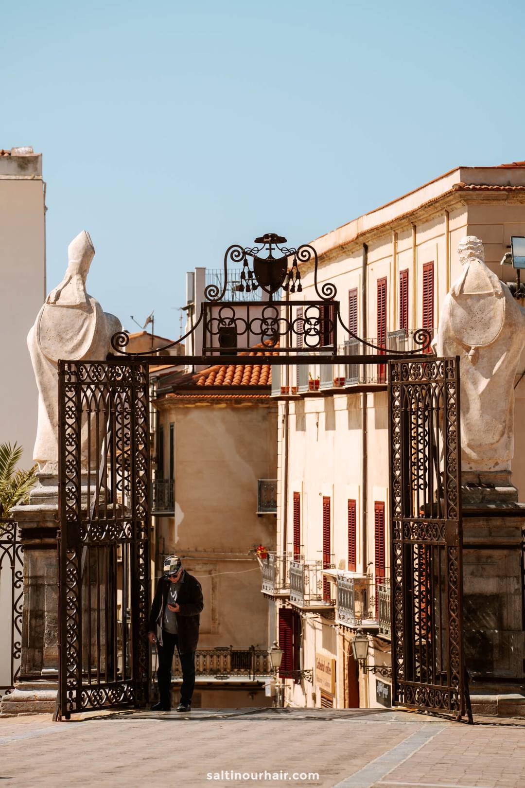 cefalu cathedral gate