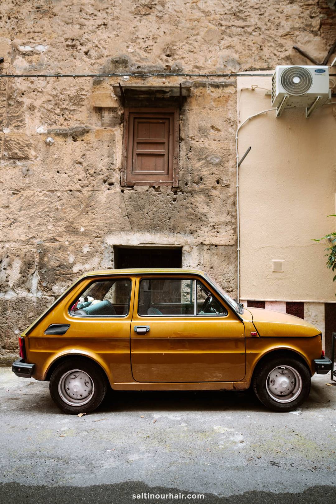 vintage italian fiat car