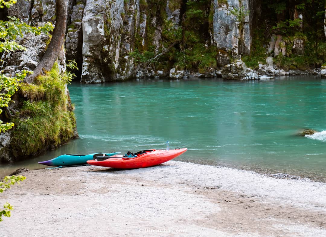 Kayaking on the Mreznica River croatia