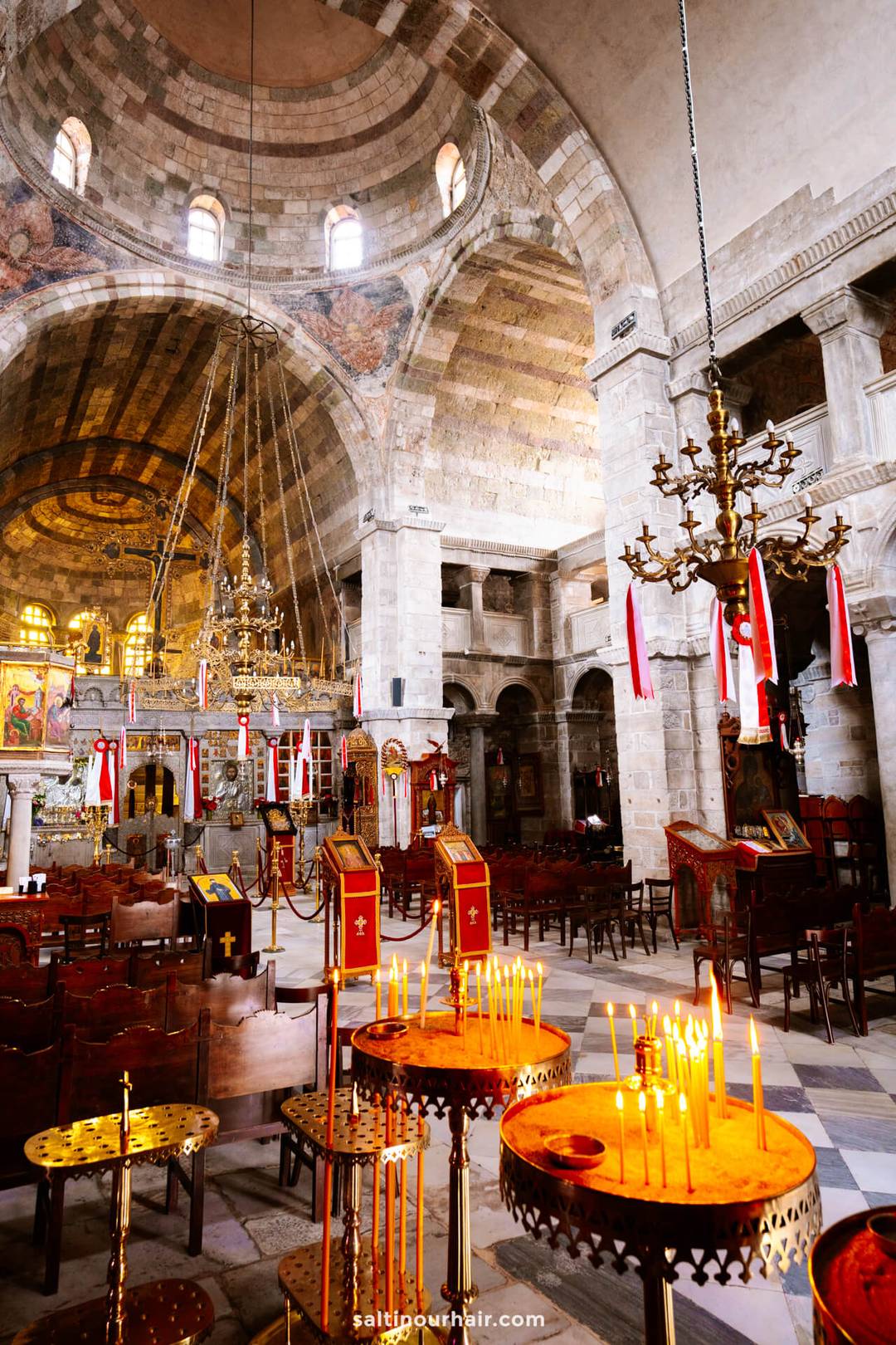 Byzantijnse kerk van Ekatontapiliani parikia paros